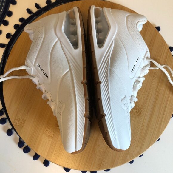 Skechers Womens Air Around You White Walking Shoes Size 7.5 Comfort Shoes - Picture 4 of 12